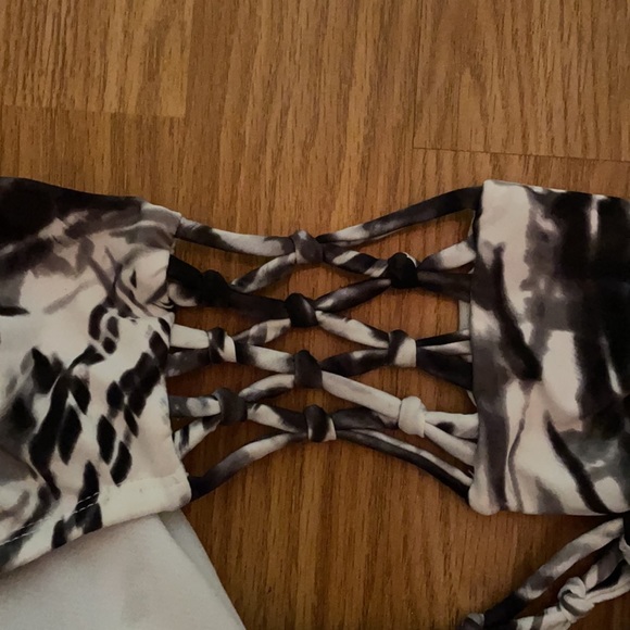 Swimsuits for all bikini - Picture 4 of 5